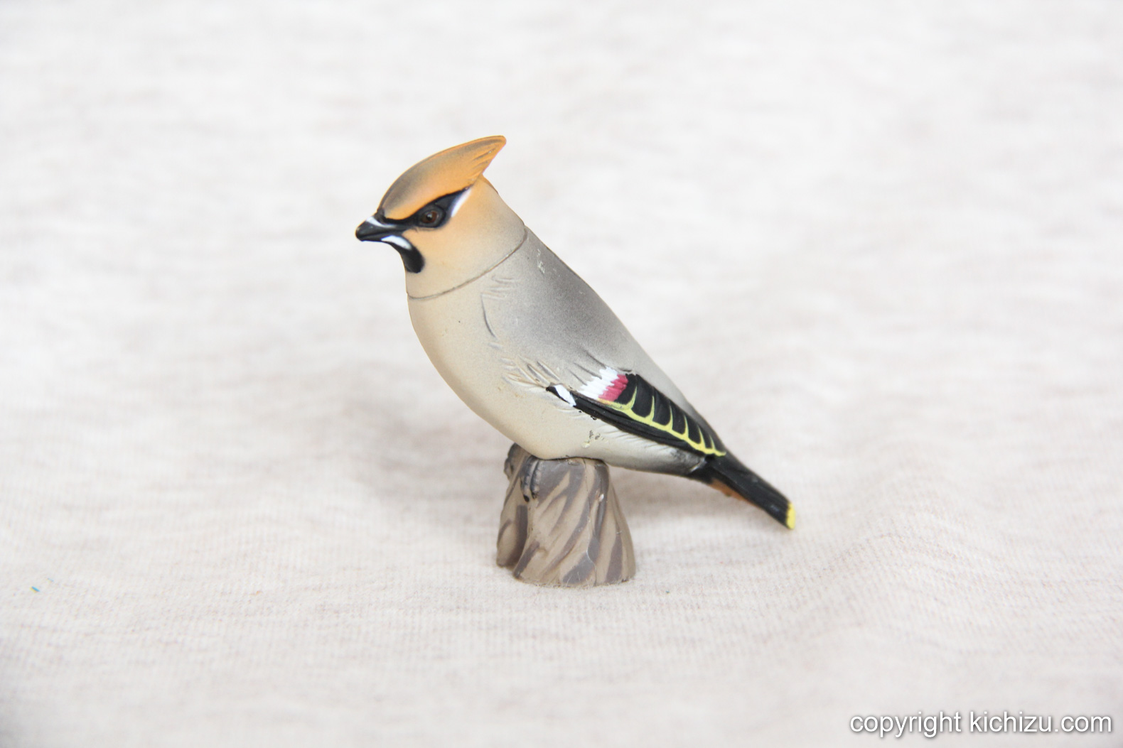 鳥の置物